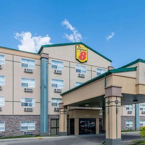 Super 8 By Wyndham Red Deer City Centre